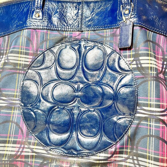 Coach Tote-Plaid-Navy Blue/Pink Mix-G1273-F20109-Large Purse-1 Zip Closure-Light - Picture 13 of 16